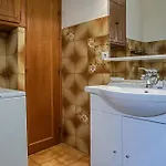 Lei Jas Apartment *